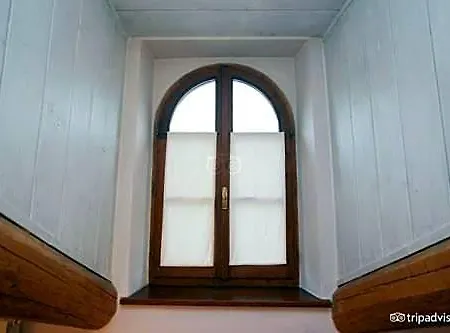 Bed & Breakfast Aprile 4*
