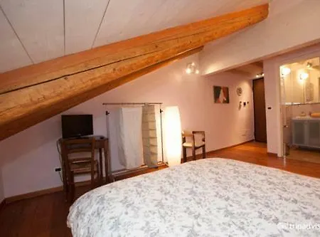 Bed & Breakfast Aprile 4*