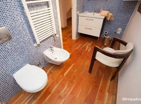 Bed & Breakfast Aprile 4*