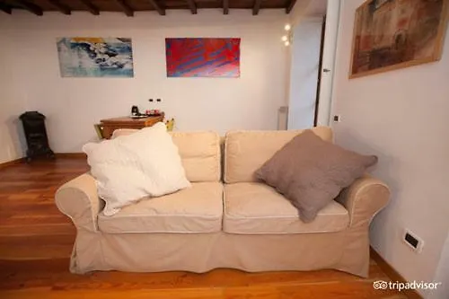 Bed & Breakfast Aprile 3*