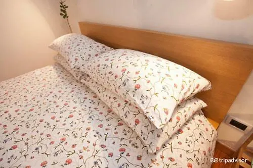 Bed & Breakfast Aprile 3*