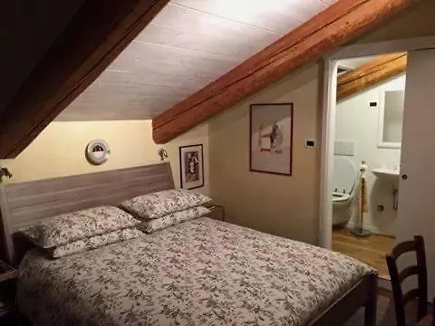 Aprile Bed & Breakfast 3*