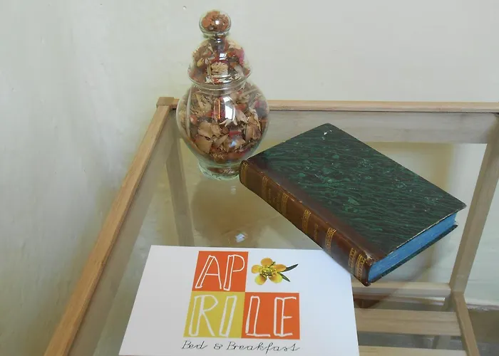 Aprile Bed & Breakfast 3*