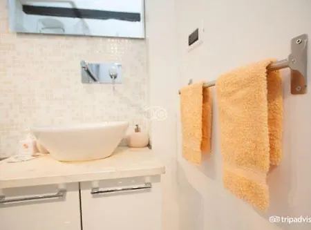 Aprile Bed & Breakfast